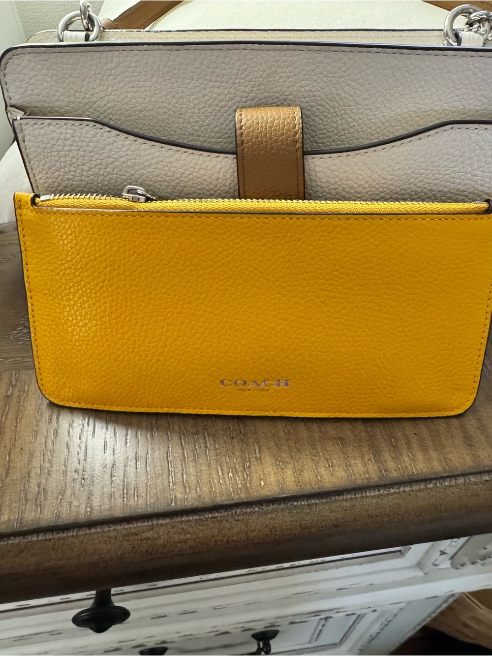 Coach NOA Pebbled Leather Crossbody Wallet - Chalk/Tan - Picture 2 of 11